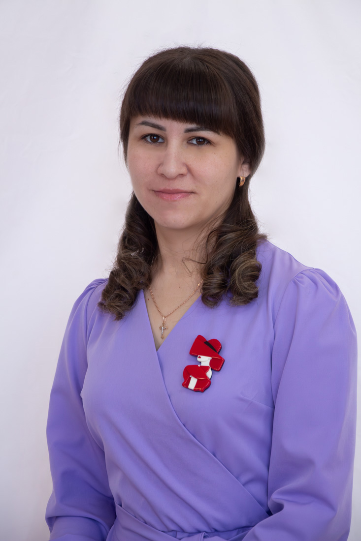 Воспитатель первой категории Выскубова Екатерина Васильевна.